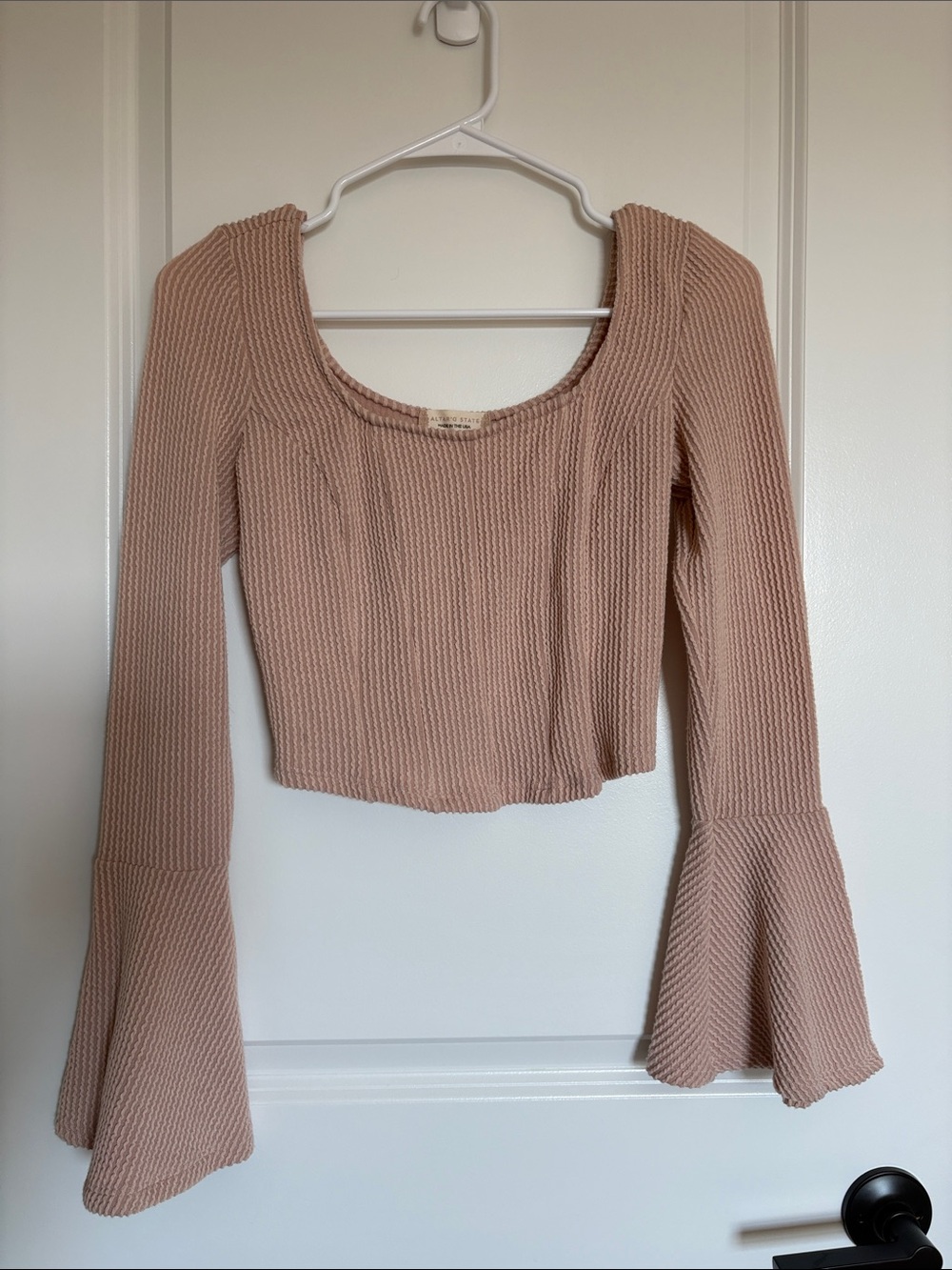Altar'd State Cropped Ribbed Scoop-Neck Long Sleeve Top in Taupe